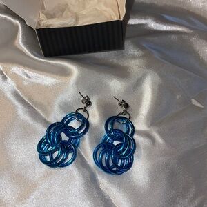 Avon (1993) Vintage Loop de Loop Earrings - Blue